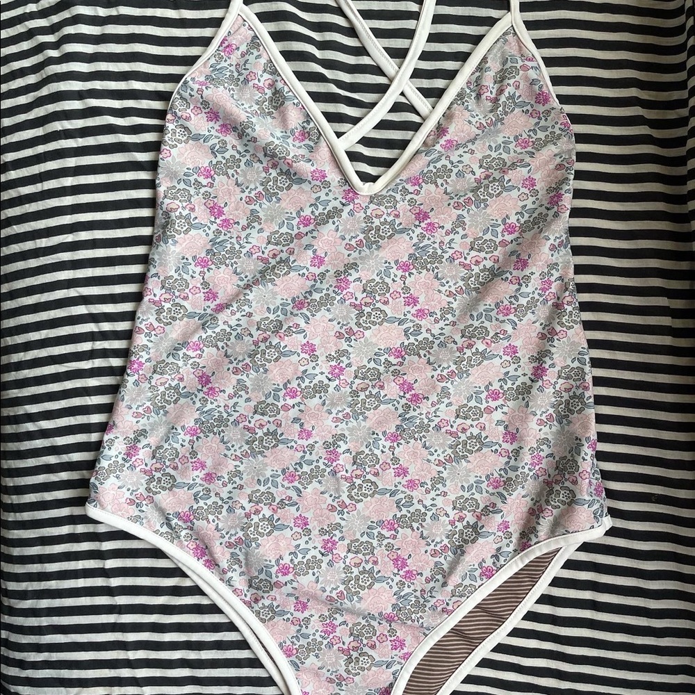 Ivy one piece EUC